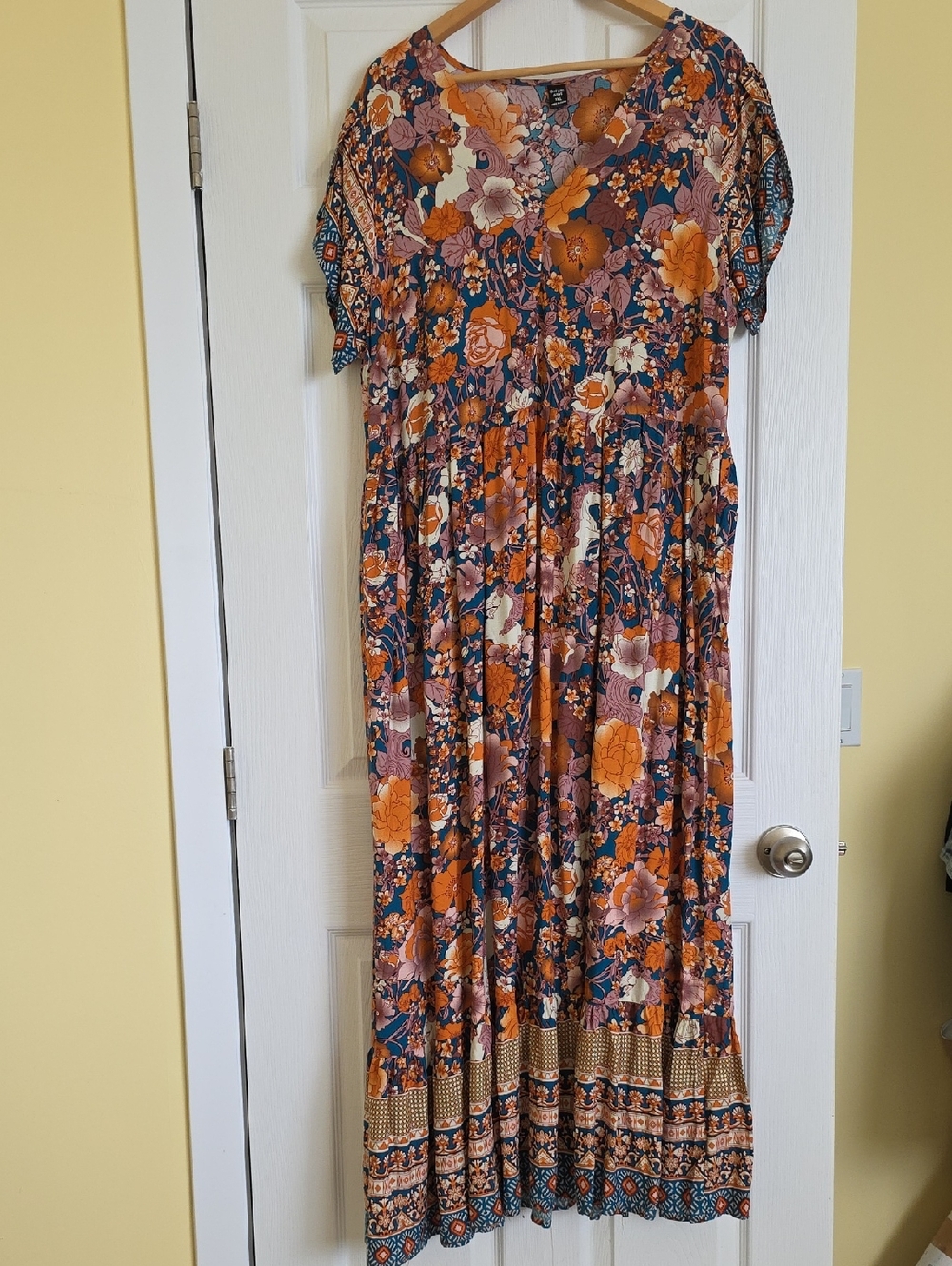 SHEIN Floral Maxi Dress in Navy, Orange, Pink